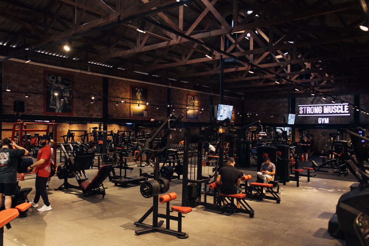 strong_fev_gevfilmes-110